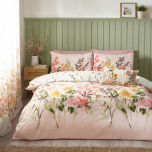 Load image into Gallery viewer, Countryside Floral Duvet Set - Pink
