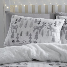 Load image into Gallery viewer, Winter Woodland Fleece Duvet Set - Grey