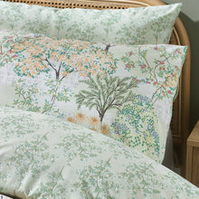 Load image into Gallery viewer, Forest Blossom Duvet Set - Green