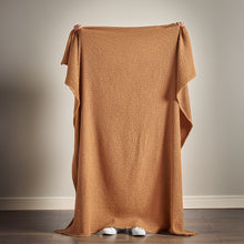 Load image into Gallery viewer, Jaipur Waffle Throw - Caramel