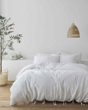 Load image into Gallery viewer, Afra White Cotton Muslin Duvet Set