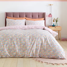 Load image into Gallery viewer, Darcy Floral Duvet Set
