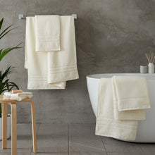 Load image into Gallery viewer, Zero Twist Towel Range - Cream
