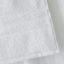 Load image into Gallery viewer, Zero Twist Towel Range - White
