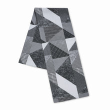 Load image into Gallery viewer, Larsson Geo Table Runner - Grey
