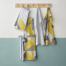 Load image into Gallery viewer, Larsson Geo Tea Towel Pair - Ochre
