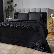Load image into Gallery viewer, Lattice Cut Black Bedspread
