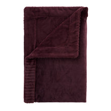 Load image into Gallery viewer, Velvet and Faux Fur Throw - Plum
