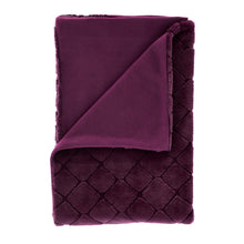 Load image into Gallery viewer, Cosy Diamond Throw - Plum
