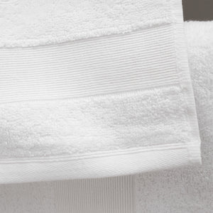 Anti-Bacterial 6 Piece Towel Bale - White