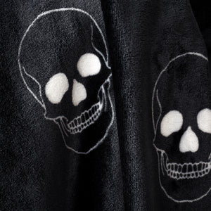 Skulls Throw