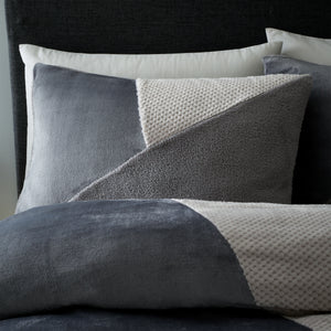 Cosy Larsson Fleece Duvet Set - Grey