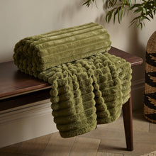 Load image into Gallery viewer, Cosy Ribbed Throw - Olive Green
