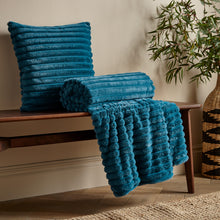Load image into Gallery viewer, Cosy Ribbed Throw - Teal
