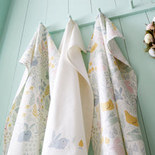 Load image into Gallery viewer, Cottage Friends Tea Towels (Pack of 4)
