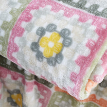 Load image into Gallery viewer, Crochet Print Throw
