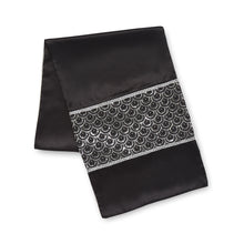 Load image into Gallery viewer, Deco Sequin Table Runner (Black)
