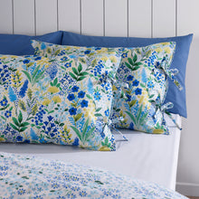 Load image into Gallery viewer, Tilly Floral Duvet Set - Blue
