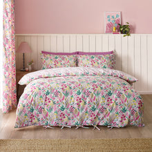 Load image into Gallery viewer, Tilly Floral Duvet Set - Pink
