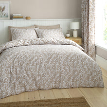 Load image into Gallery viewer, Sorrel Leaf Duvet Set - Natural
