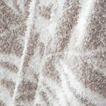 Load image into Gallery viewer, So Soft Sorrell Leaves - Natural
