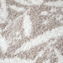 Load image into Gallery viewer, So Soft Sorrell Leaves - Natural
