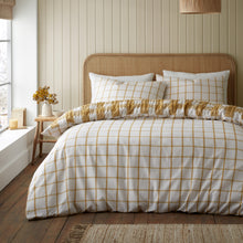Load image into Gallery viewer, Brushed Seersucker Gingham Duvet Set - Caramel

