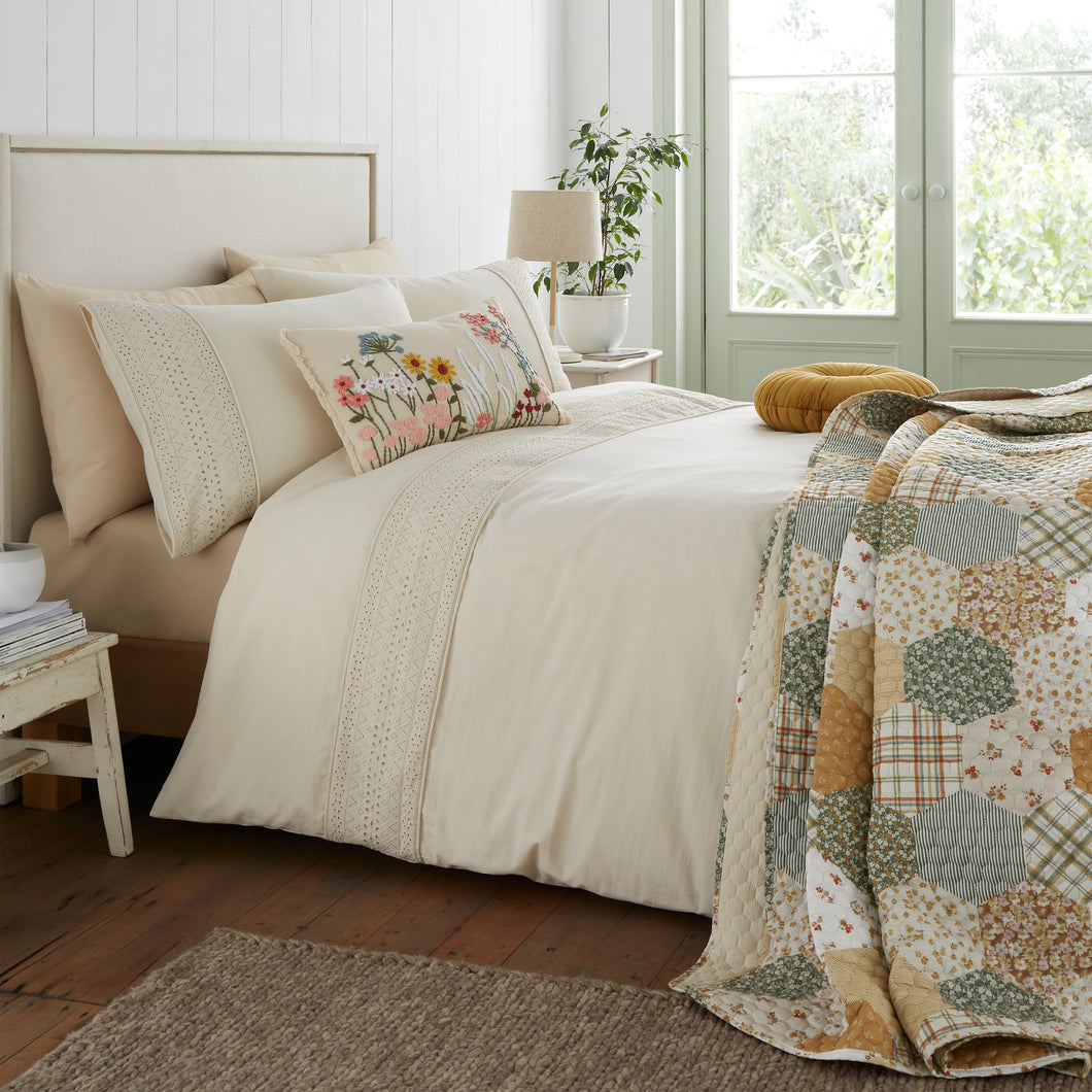 Broderie Anglaise Duvet Set - Cream