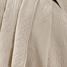Load image into Gallery viewer, Folkstone Bedspread - Natural
