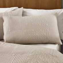 Load image into Gallery viewer, Folkstone Geo Duvet Set - Natural
