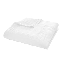 Load image into Gallery viewer, Folkstone Bedspread - White
