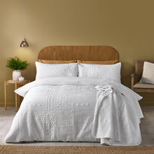 Load image into Gallery viewer, Folkstone Geo Duvet Set - White
