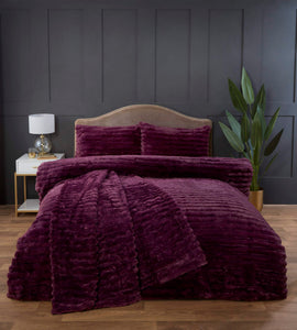 Ribbed Faux Fur Duvet Set - Plum
