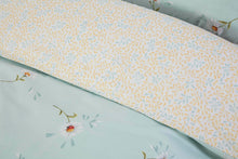Load image into Gallery viewer, Daisy Duvet Set
