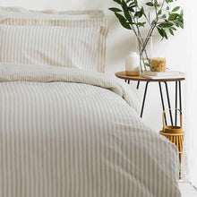 Load image into Gallery viewer, Hebden Natural Duvet Set
