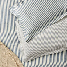 Load image into Gallery viewer, Hebden Navy Oxford Pillowcase Pair
