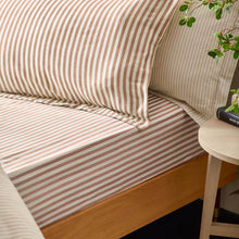 Load image into Gallery viewer, Hebden Pecan Oxford Pillowcase Pair

