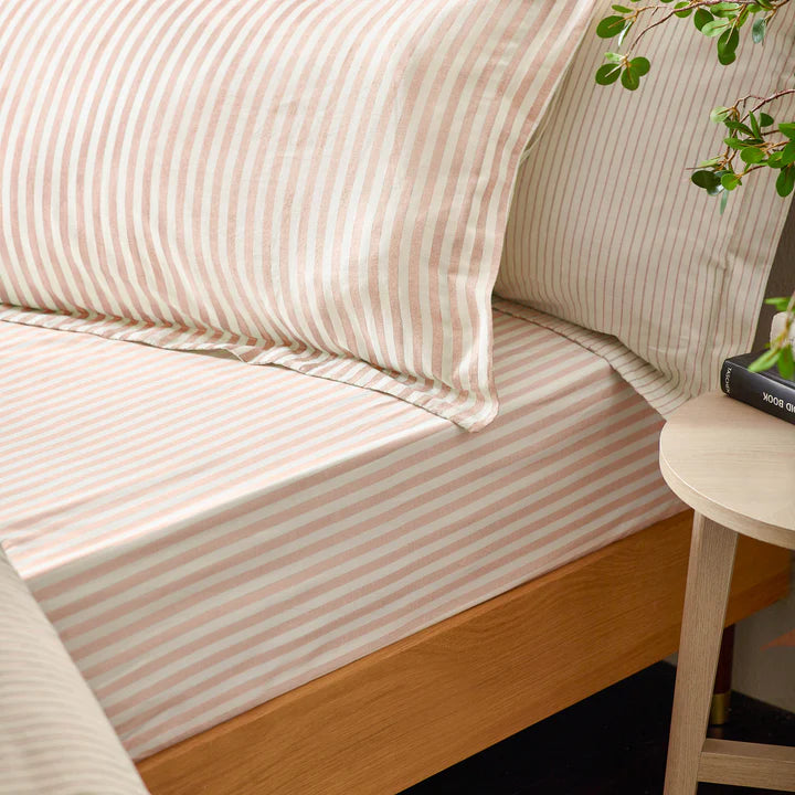 Hebden Blush Cotton Fitted Sheet