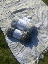 Load image into Gallery viewer, Cotton Picnic Throw
