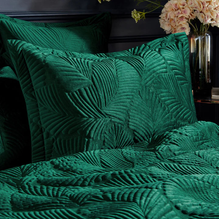 Palmeria Emerald Quilted Pillowcase