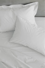 Load image into Gallery viewer, Easy Iron Percale Pillowcase Pair - White

