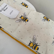 Load image into Gallery viewer, Honey Bee Apron

