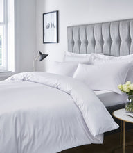 Load image into Gallery viewer, 300TC White Satin Stripe Duvet Set
