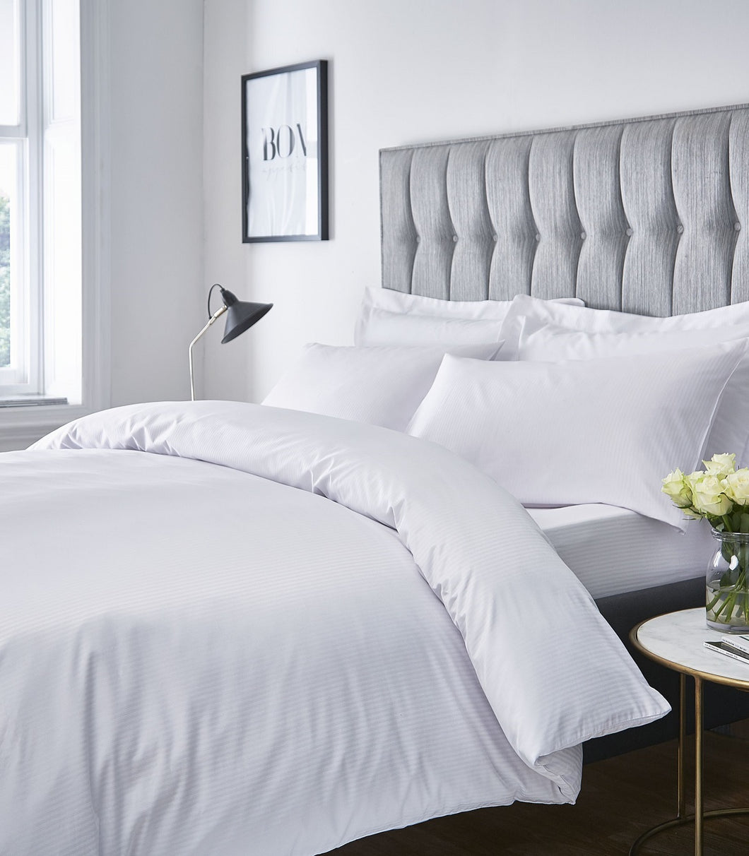 300TC White Satin Stripe Duvet Set