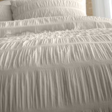 Load image into Gallery viewer, Seersucker Duvet Set - Natural
