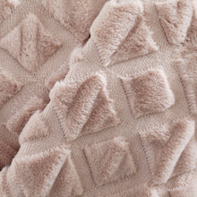 Load image into Gallery viewer, Cosy Diamond Throw - Blush
