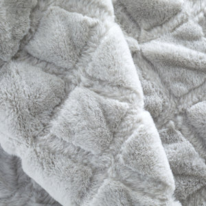Cosy Diamond Throw - Silver
