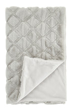 Load image into Gallery viewer, Cosy Diamond Throw - Silver

