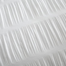 Load image into Gallery viewer, Seersucker Duvet Set - White
