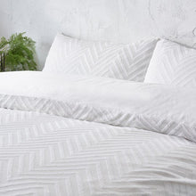Load image into Gallery viewer, *Chevron White Cotton Duvet Set (SINGLE)
